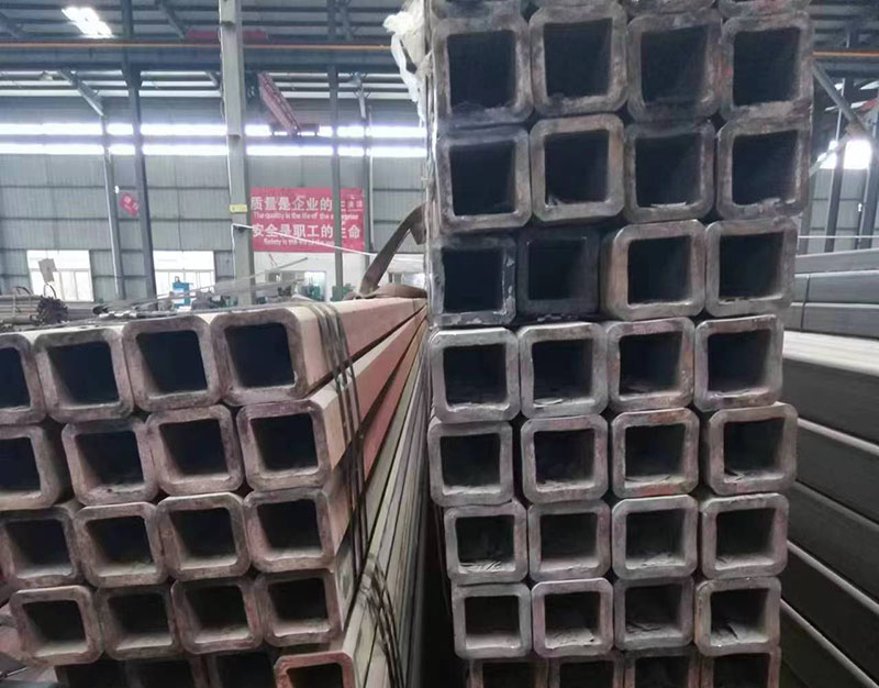 天宁无缝方管裂缝